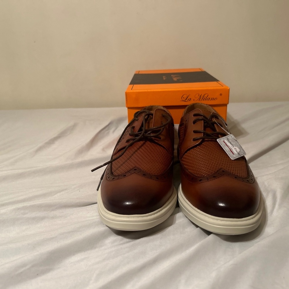 Men’s La Milano, Style # A120025K Mens Cognac Palmer Dress Shoes, Size 10